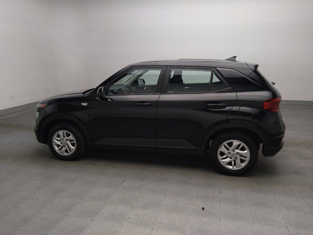 Used 2021 Hyundai Venue SE FWD image 3
