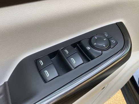 Used 2019 GMC Acadia SLT FWD image 13