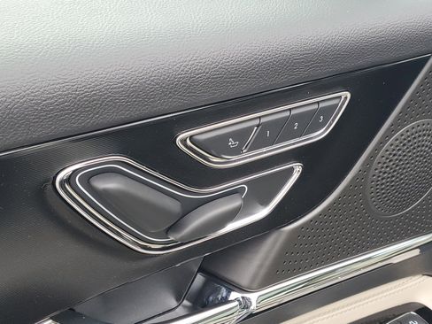 New 2026 Lincoln Corsair Premiere image 9