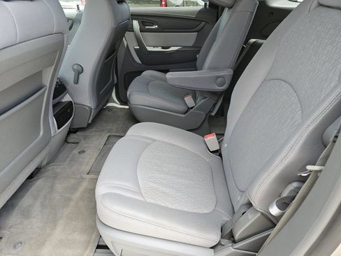 Used 2013 GMC Acadia SLE FWD image 36