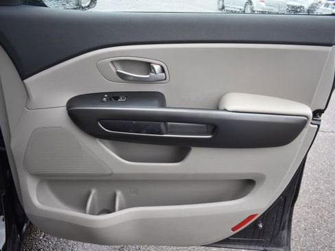 Used 2019 Kia Sedona LX FWD image 40