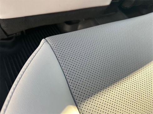 Used 2024 Toyota RAV4 Limited image 14