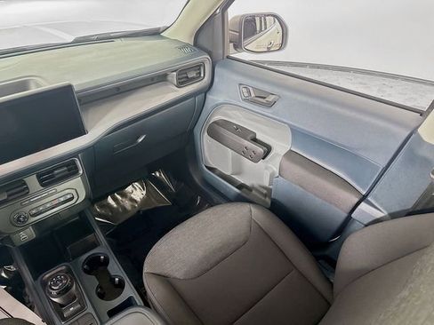 Used 2025 Ford Maverick XL w/ Equipment Group 101A image 21