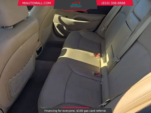 Used 2012 Buick LaCrosse Premium image 10