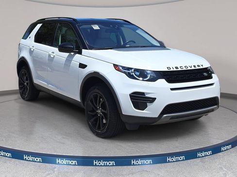 Used 2019 Land Rover Discovery Sport SE AWD/4WD image 4