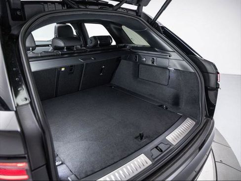 New 2026 Land Rover Range Rover Velar S image 32