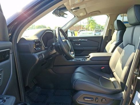 Certified 2025 Honda Pilot EX-L image 13
