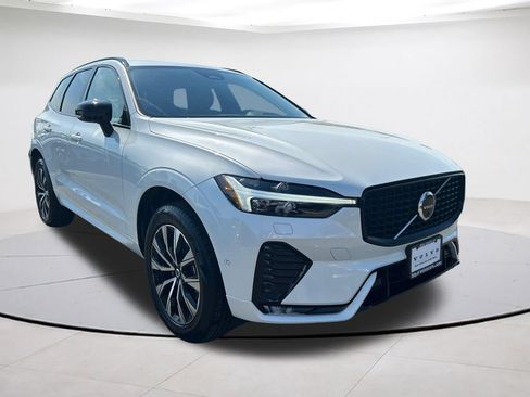 Certified 2025 Volvo XC60 B5 Plus AWD/4WD image 1