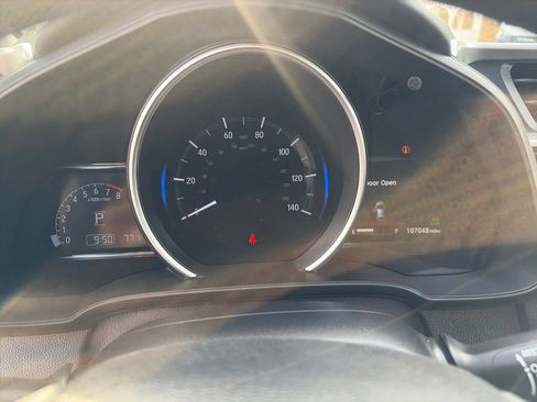 Used 2019 Honda Fit EX image 15