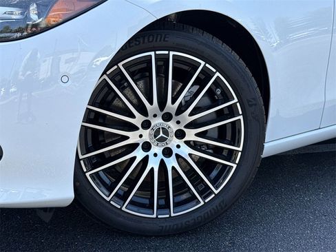 Certified 2025 Mercedes-Benz C 300 Sedan image 9