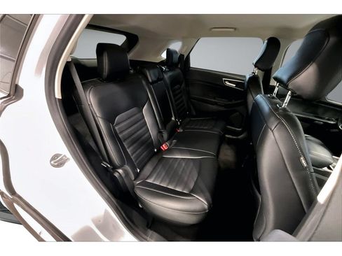 Used 2024 Ford Edge SEL AWD/4WD image 41
