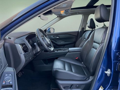 Certified 2023 Nissan Rogue SL w/ SL Premium Package image 18