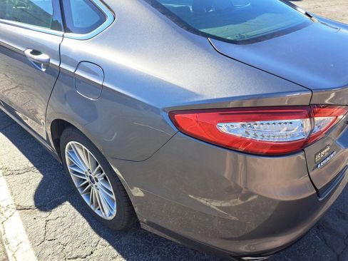 Used 2014 Ford Fusion SE w/ Equipment Group 202A FWD image 23