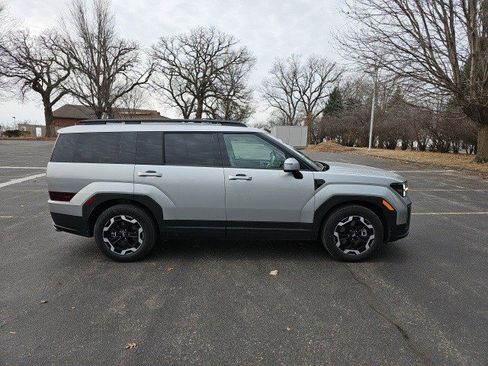 Used 2025 Hyundai Santa Fe SEL image 7