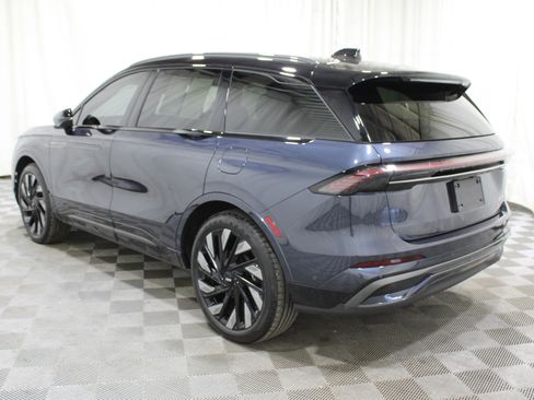 Certified 2024 Lincoln Nautilus Reserve w/ Equipment Group 202A image 40