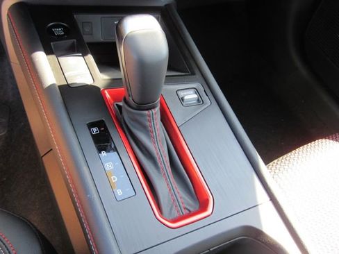 New 2026 Nissan Kicks SR image 24