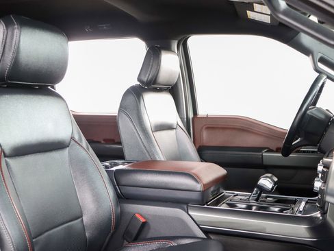 Used 2023 Ford F150 Lariat image 29