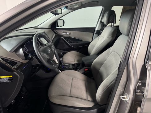 Used 2018 Hyundai Santa Fe Sport w/ 2.4L Value Package 02 FWD image 16