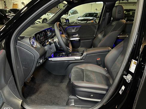 New 2026 Mercedes-Benz GLB 250 4MATIC image 25