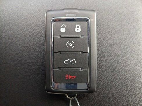 New 2026 Jeep Grand Cherokee Altitude AWD/4WD image 30