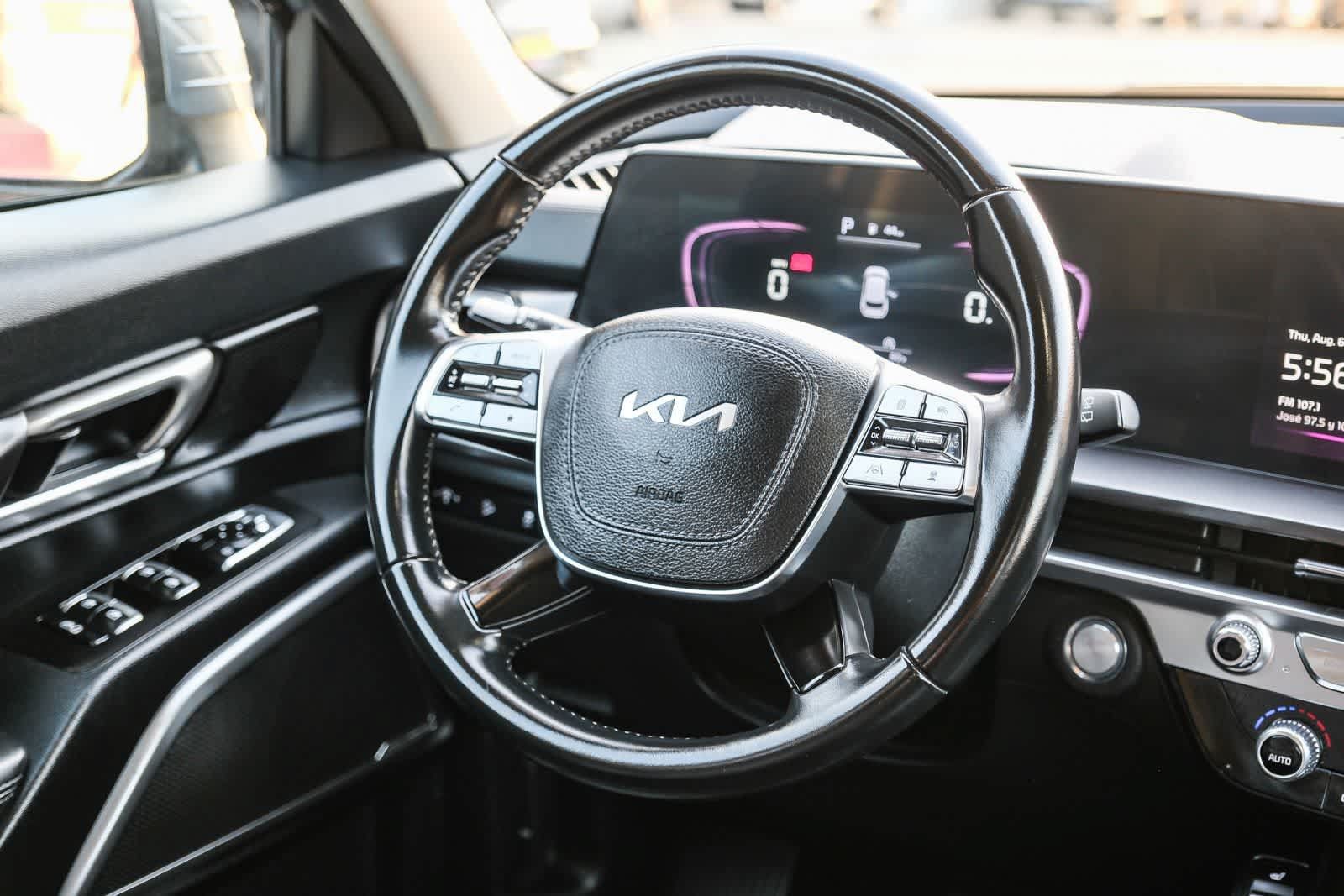 Used 2024 Kia Telluride S FWD image 17
