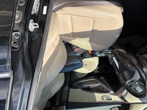 Used 2013 Hyundai Santa Fe Sport AWD/4WD image 20