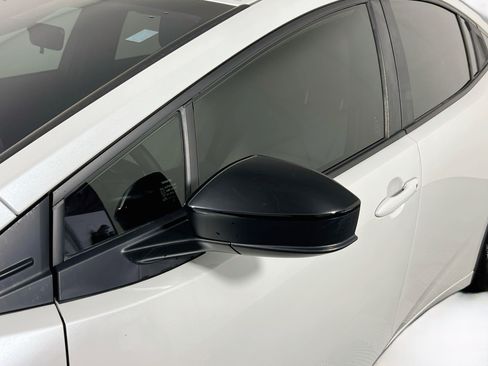 Used 2024 Toyota Prius LE FWD image 12