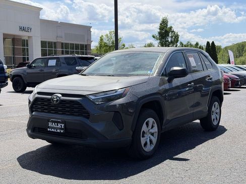Used 2025 Toyota RAV4 LE image 22