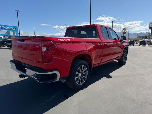 Used 2023 Chevrolet Silverado 1500 LT AWD/4WD image 3