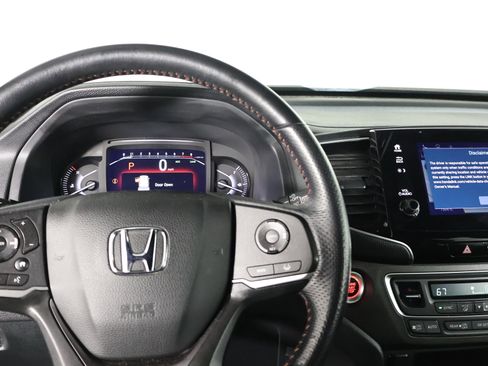 Used 2022 Honda Passport TrailSport image 16