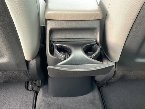 Used 2017 Hyundai Elantra SE FWD image 32