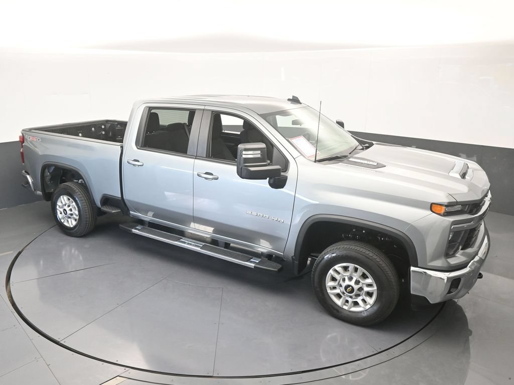 Used 2025 Chevrolet Silverado 2500 LT w/ Convenience Package AWD/4WD image 47