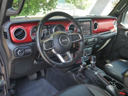 Used 2022 Jeep Gladiator Rubicon w/ LED Lighting Group AWD/4WD image 4