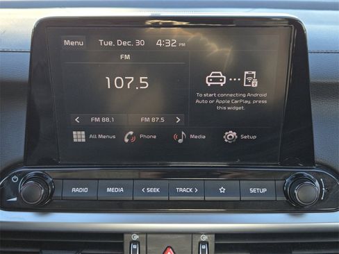 Used 2024 Kia Forte LXS w/ LXS Technology Package image 12