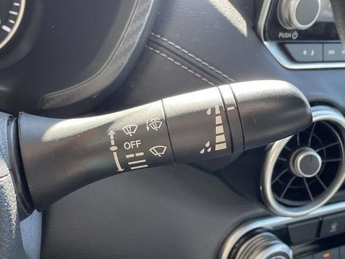 Used 2023 Nissan Sentra SV FWD image 22