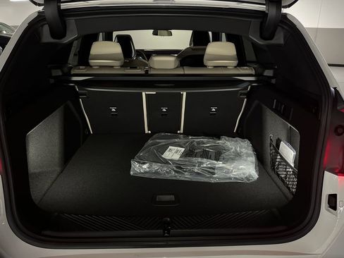 Used 2025 BMW X3 xDrive30i w/ Premium Package image 24