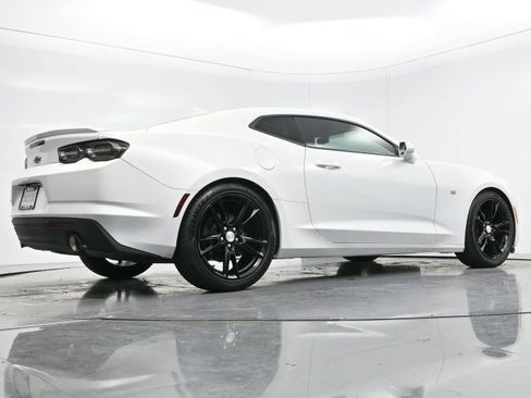 Used 2020 Chevrolet Camaro LT w/ RS Package image 41