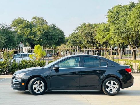 Used 2016 Chevrolet Cruze LT FWD image 5