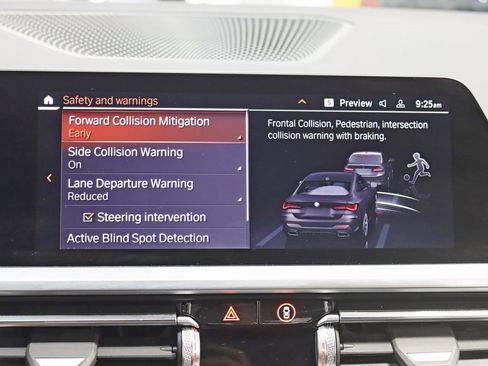 Used 2023 BMW 440i xDrive M440i xDrive w/ Premium Package image 21