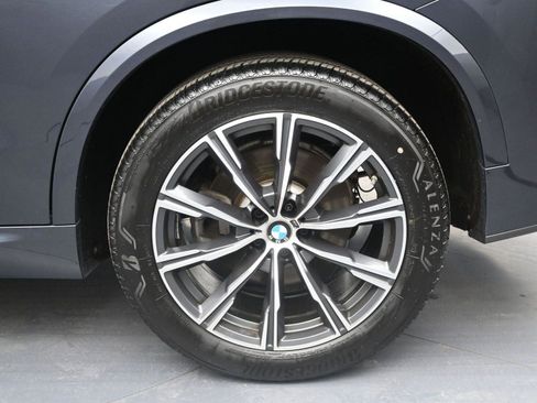 Used 2020 BMW X5 xDrive40i w/ M Sport Package image 15