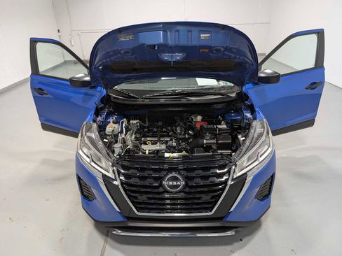 Used 2023 Nissan Kicks S image 13