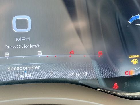 Used 2023 RAM 3500 Limited image 10