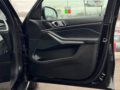 Used 2019 BMW X5 xDrive40i w/ Convenience Package image 39