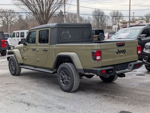 New 2026 Jeep Gladiator Sport image 5