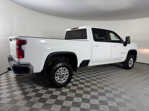 Used 2024 Chevrolet Silverado 2500 LT image 7