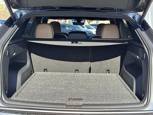 Certified 2025 Volkswagen Atlas Cross Sport SEL R-Line image 12