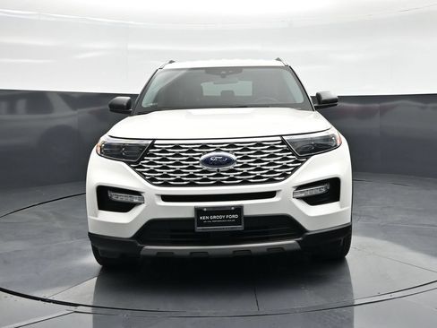 Certified 2021 Ford Explorer XLT w/ Equipment Group 202A RWD image 51