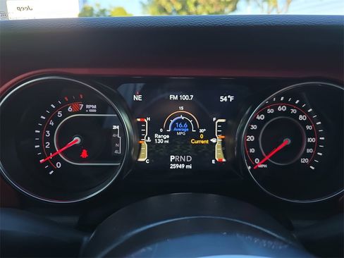 Used 2022 Jeep Wrangler Rubicon image 18