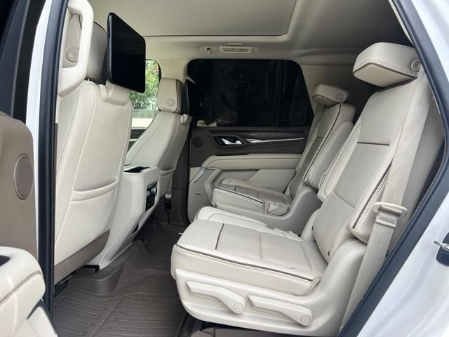 Used 2021 GMC Yukon Denali w/ Denali Premium Package AWD/4WD image 20
