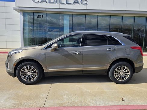 Used 2019 Cadillac XT5 Luxury image 3